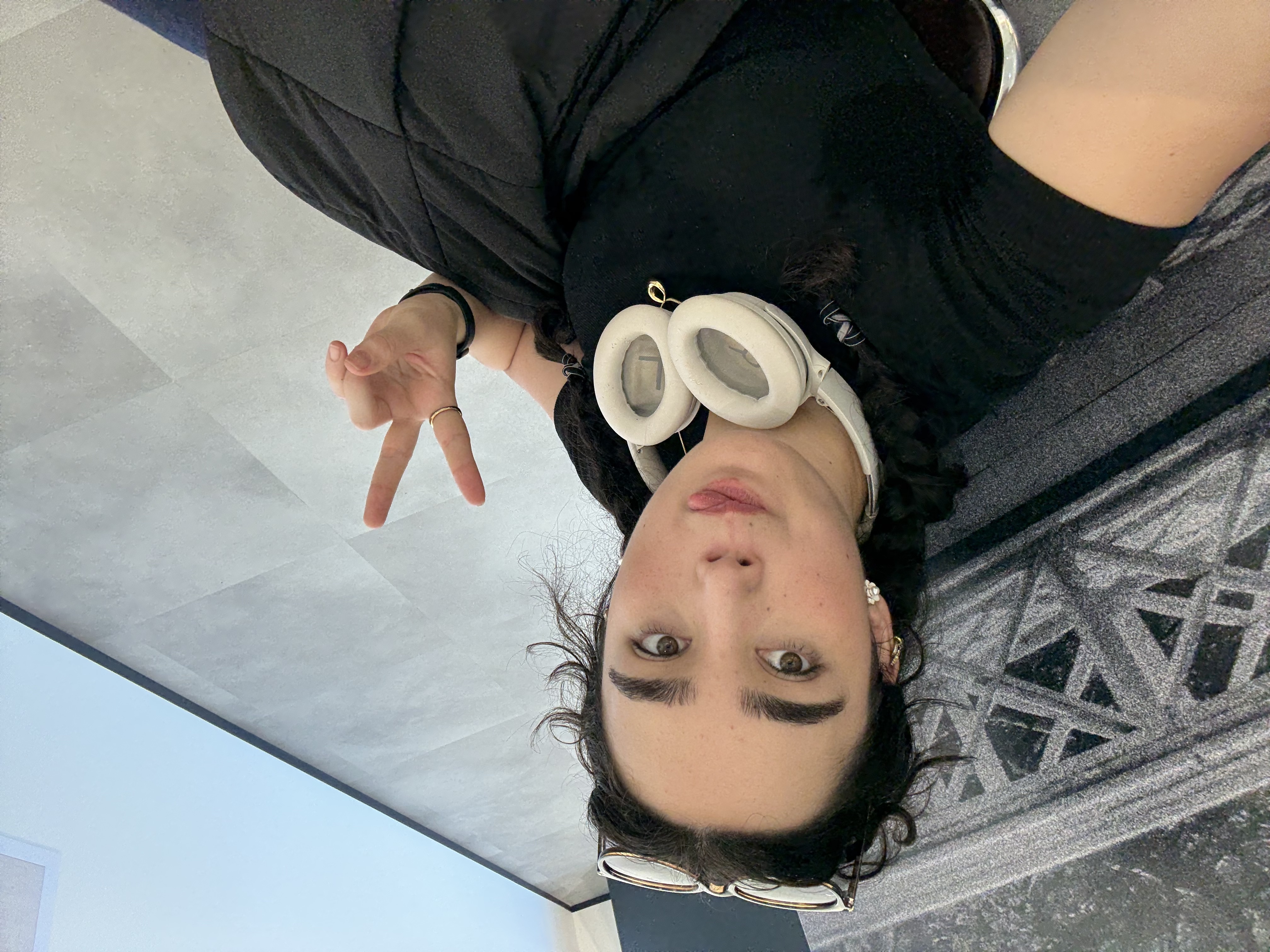 Jasmine, creator of Love Le Hare